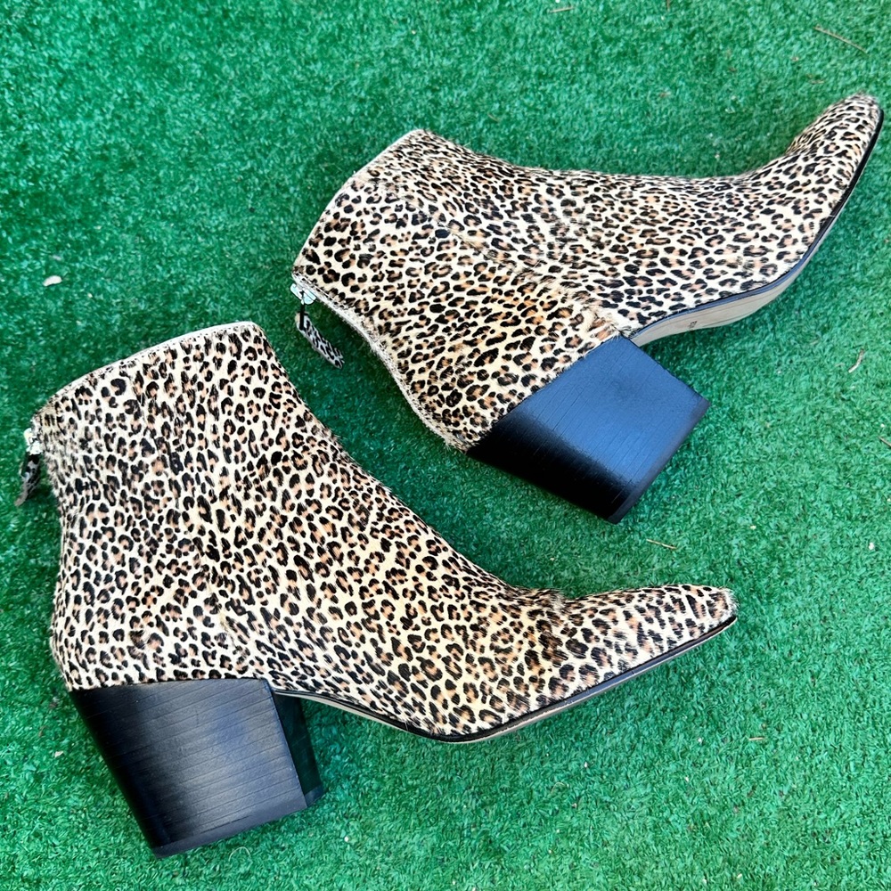 DOLCE VITA Fur Boots - Picture 2 of 10